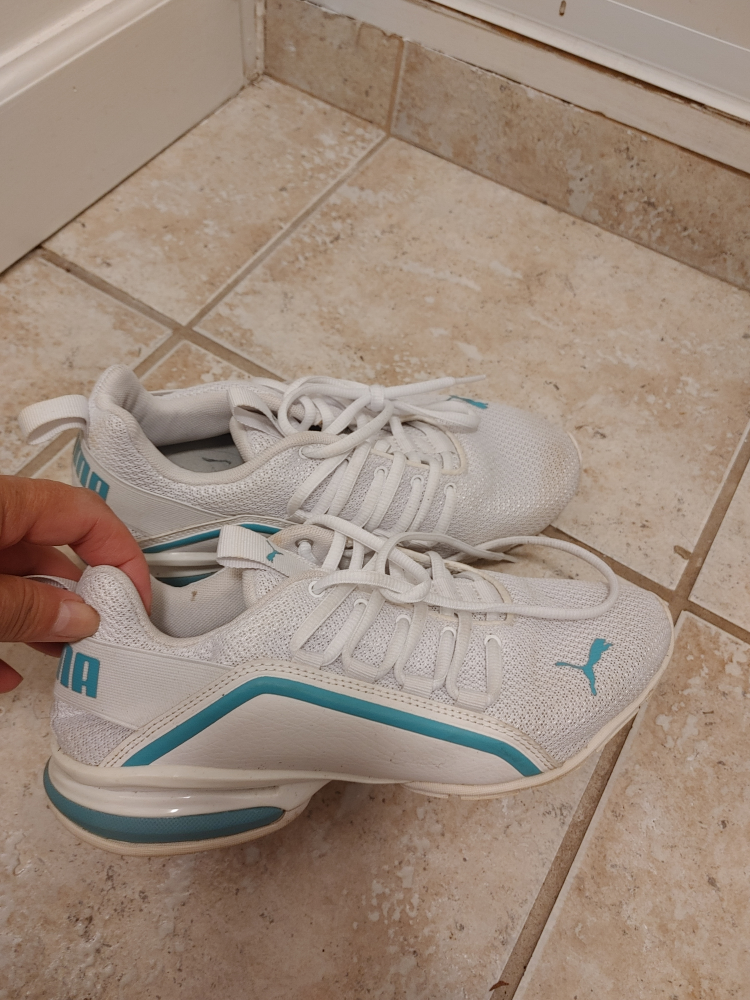 Women's Puma  Athletic Shoes size 8
