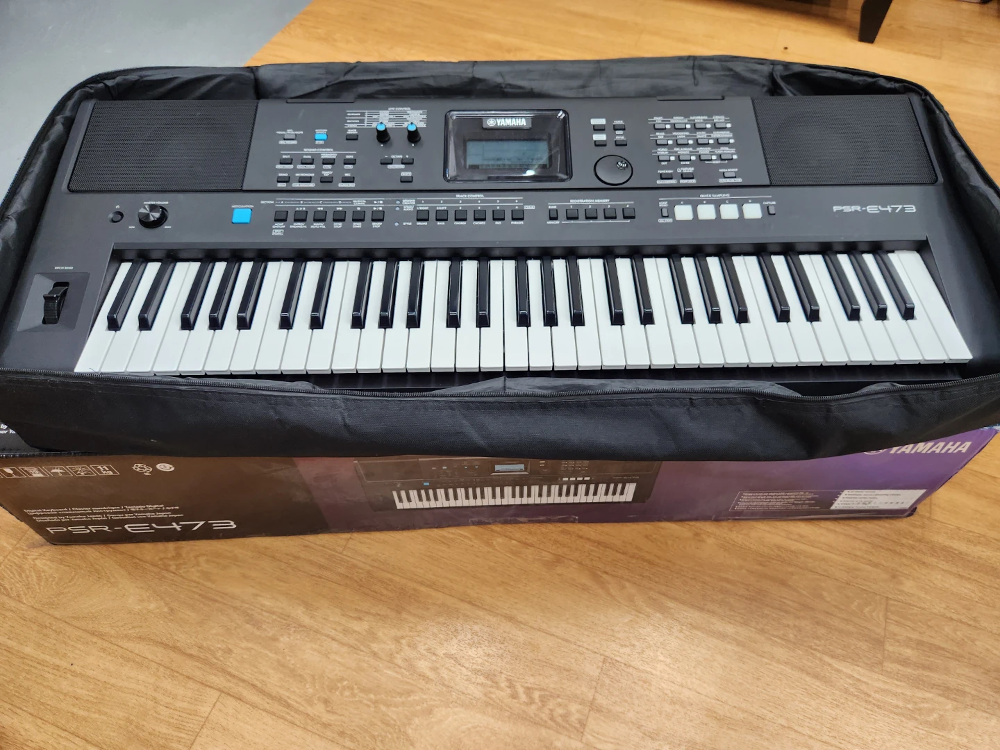Yamaha PSR-E473 Keyboard