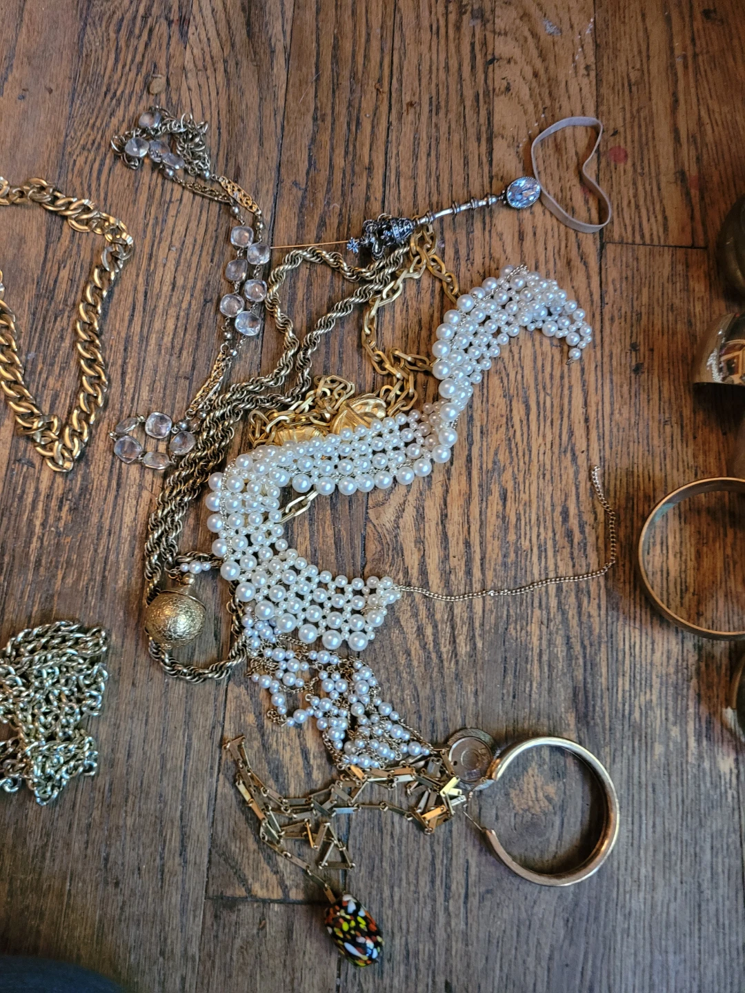 Assorted Vintage Jewelry Lot - photo 2