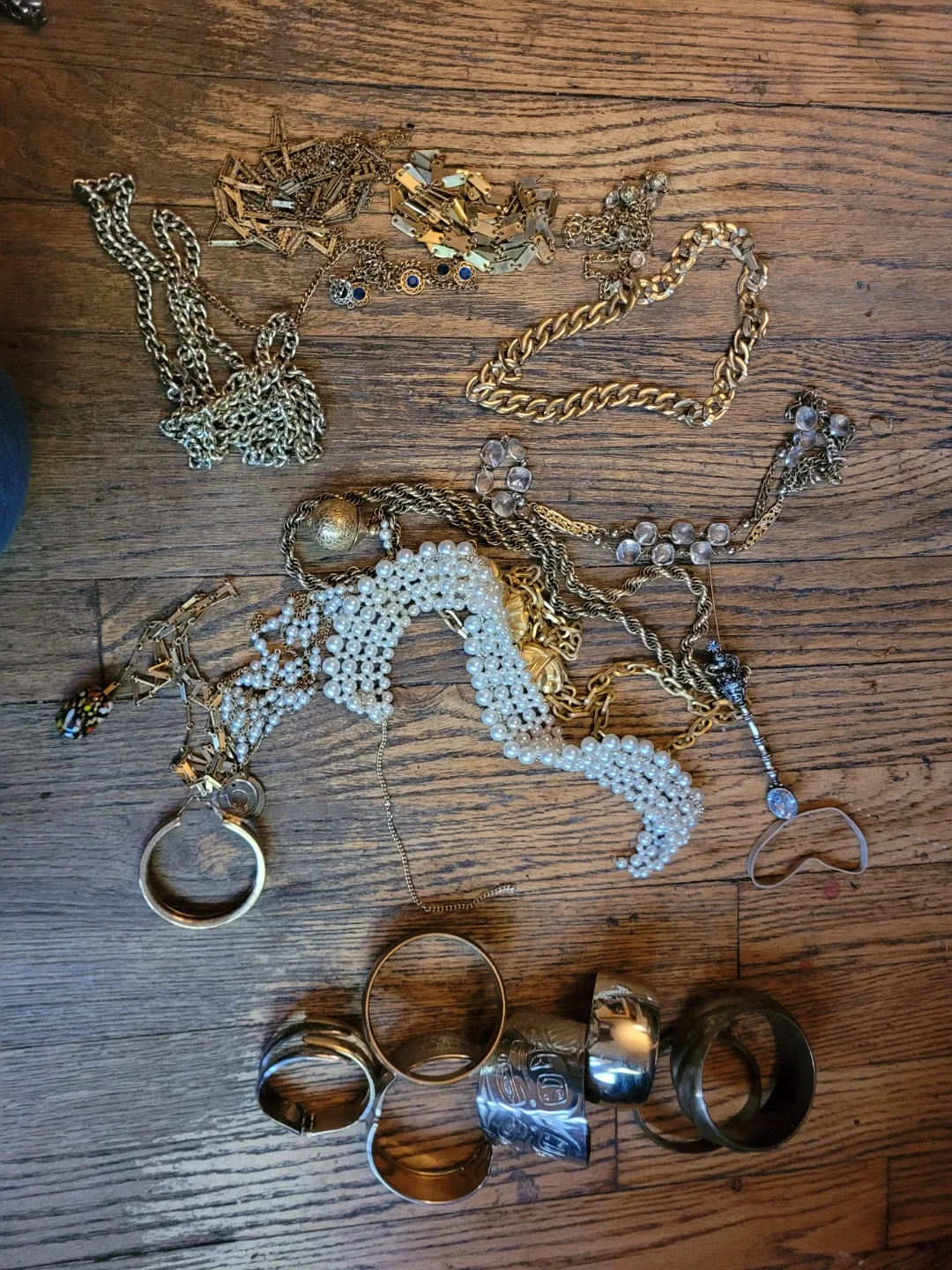 Assorted Vintage Jewelry Lot - photo 4