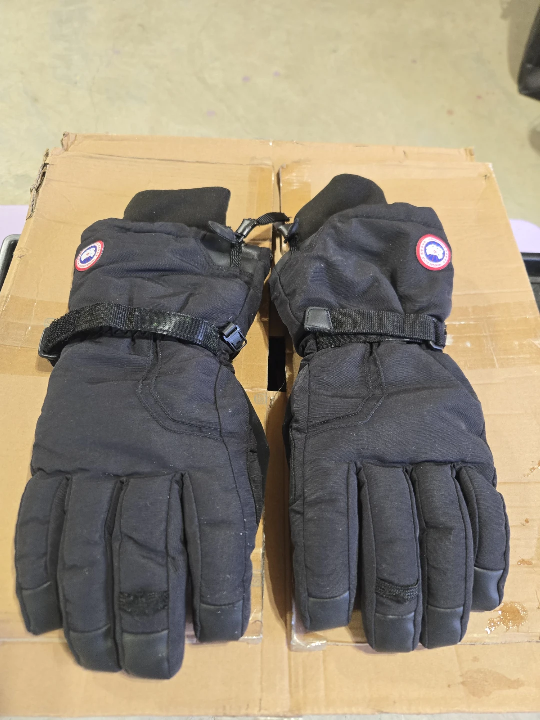 Canada Goose Black Ski Gloves