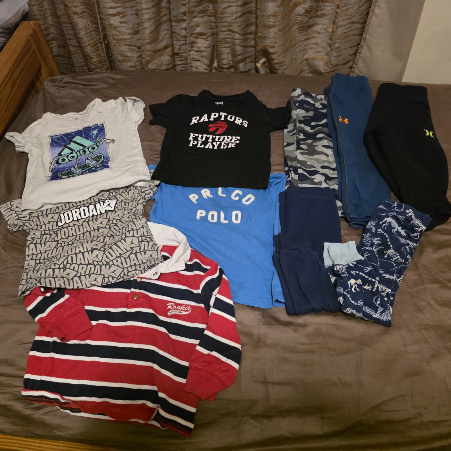 2t Boys' Assorted T-Shirts and Pants 10 piece Bundle