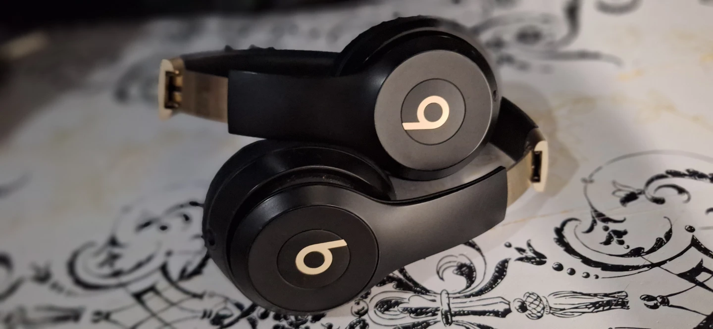 Beats Studio 3 Wireless Headphones - Black - photo 3