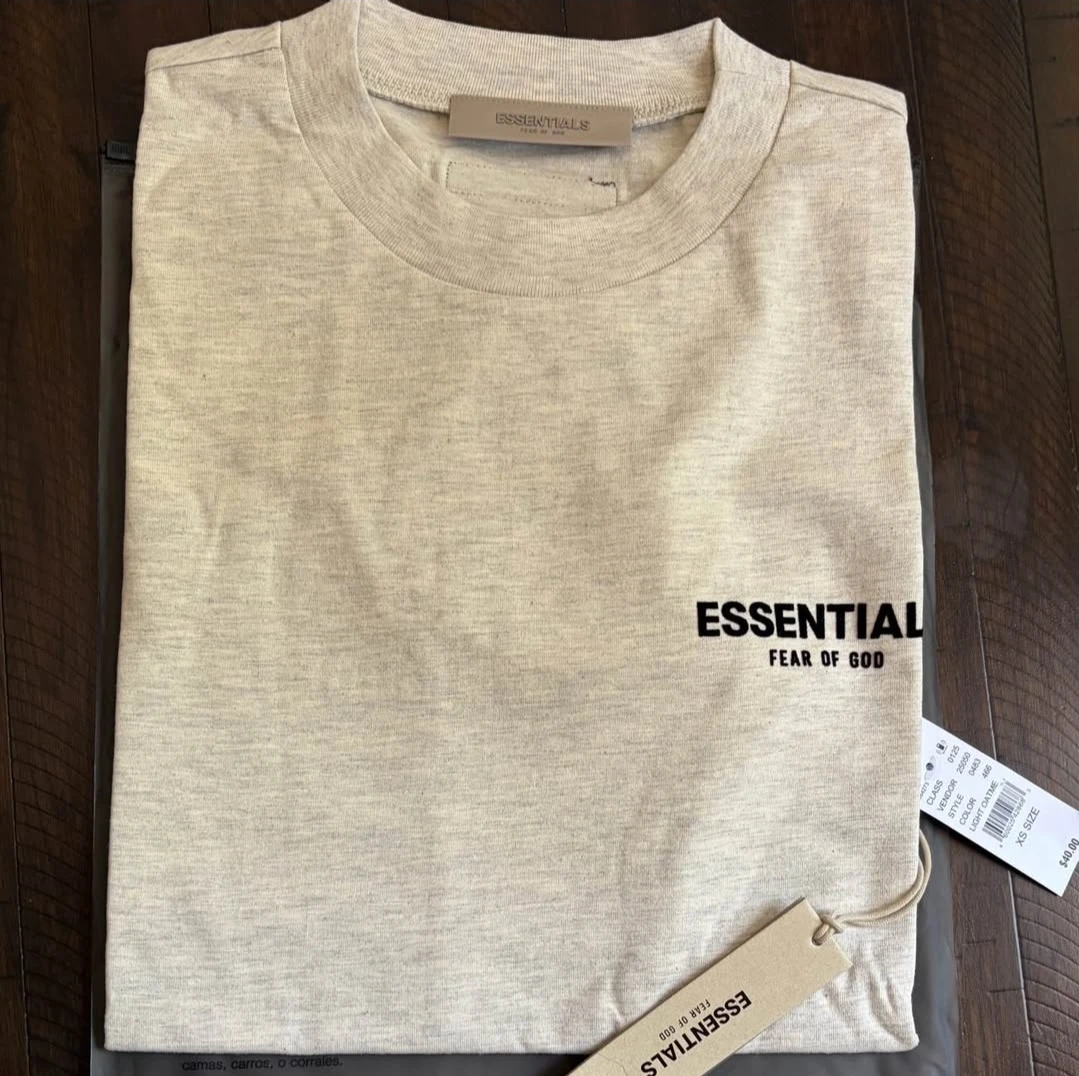 Fear of God Essentials T-Shirt Light Oatme