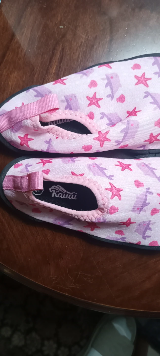 Kawai Water Shoes Size 10