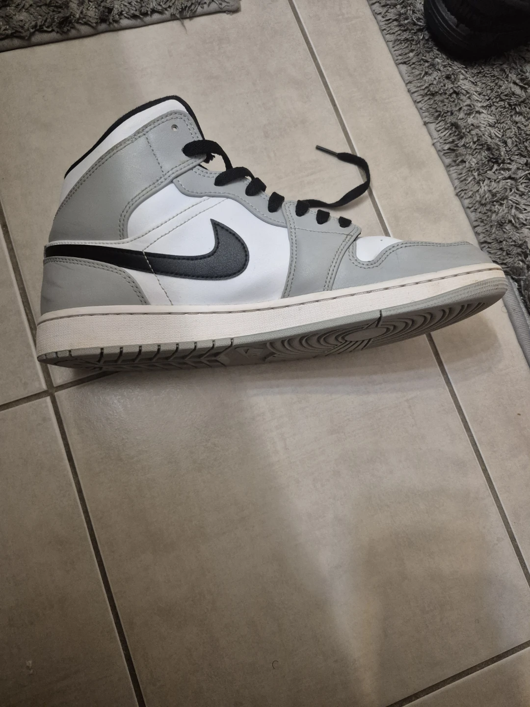 Air Jordan 1 Mid Grey White Sneakers - photo 3