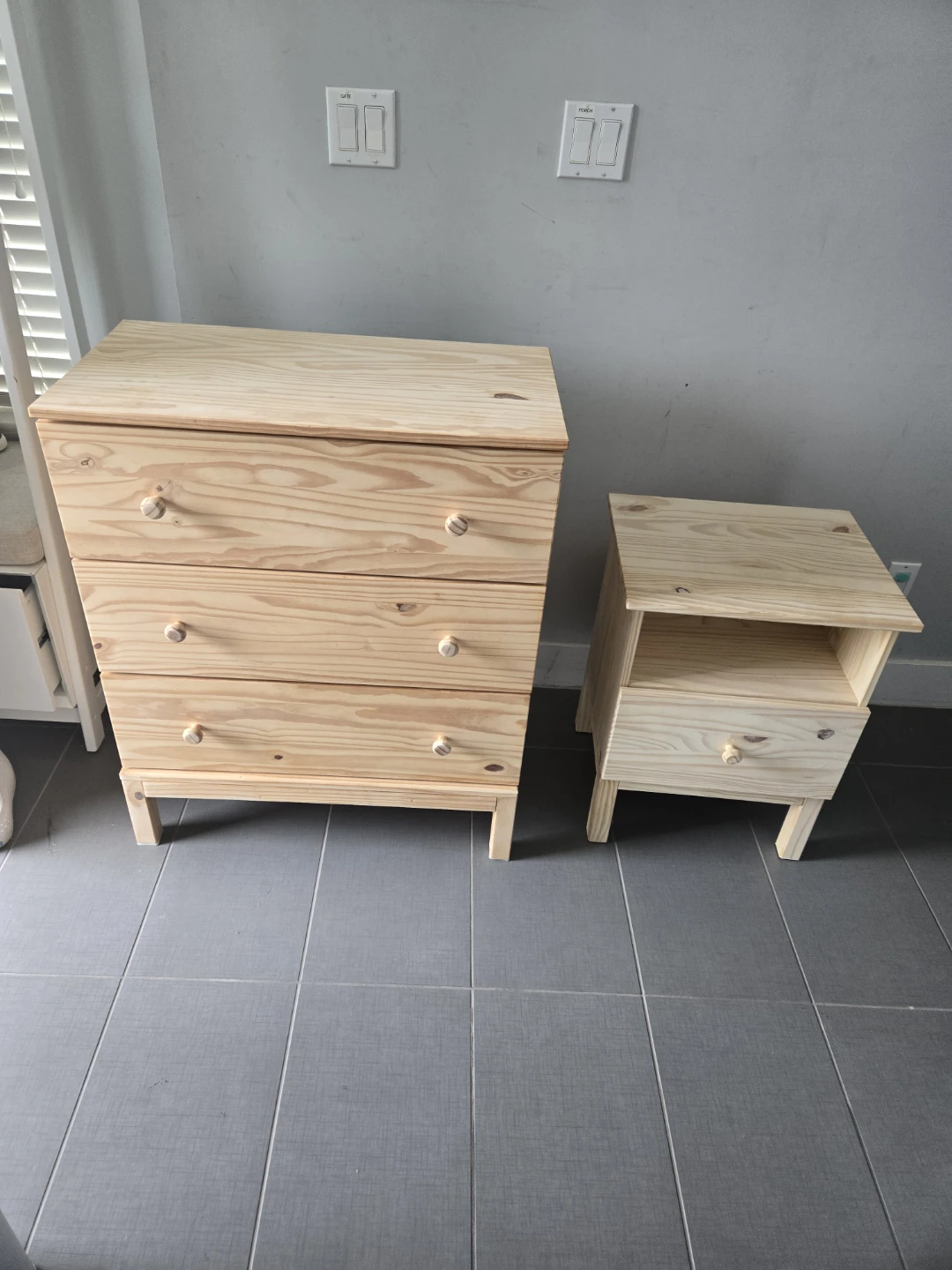 Newly sanded ikea 3 drawer dresser n nightstand - photo 2