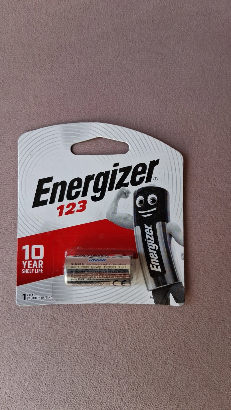 NEW 3V Energizer 123 CR17345 Battery - photo 2
