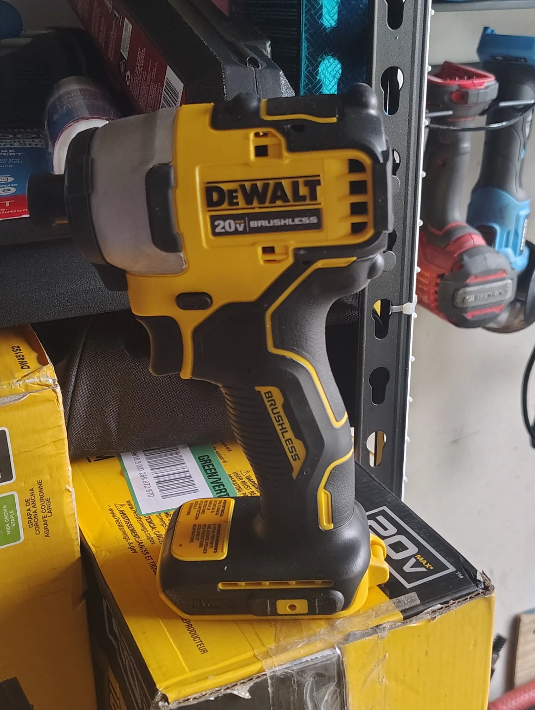 DEWALT 20V MAX Brushless Cordless Impact Driver DCF809