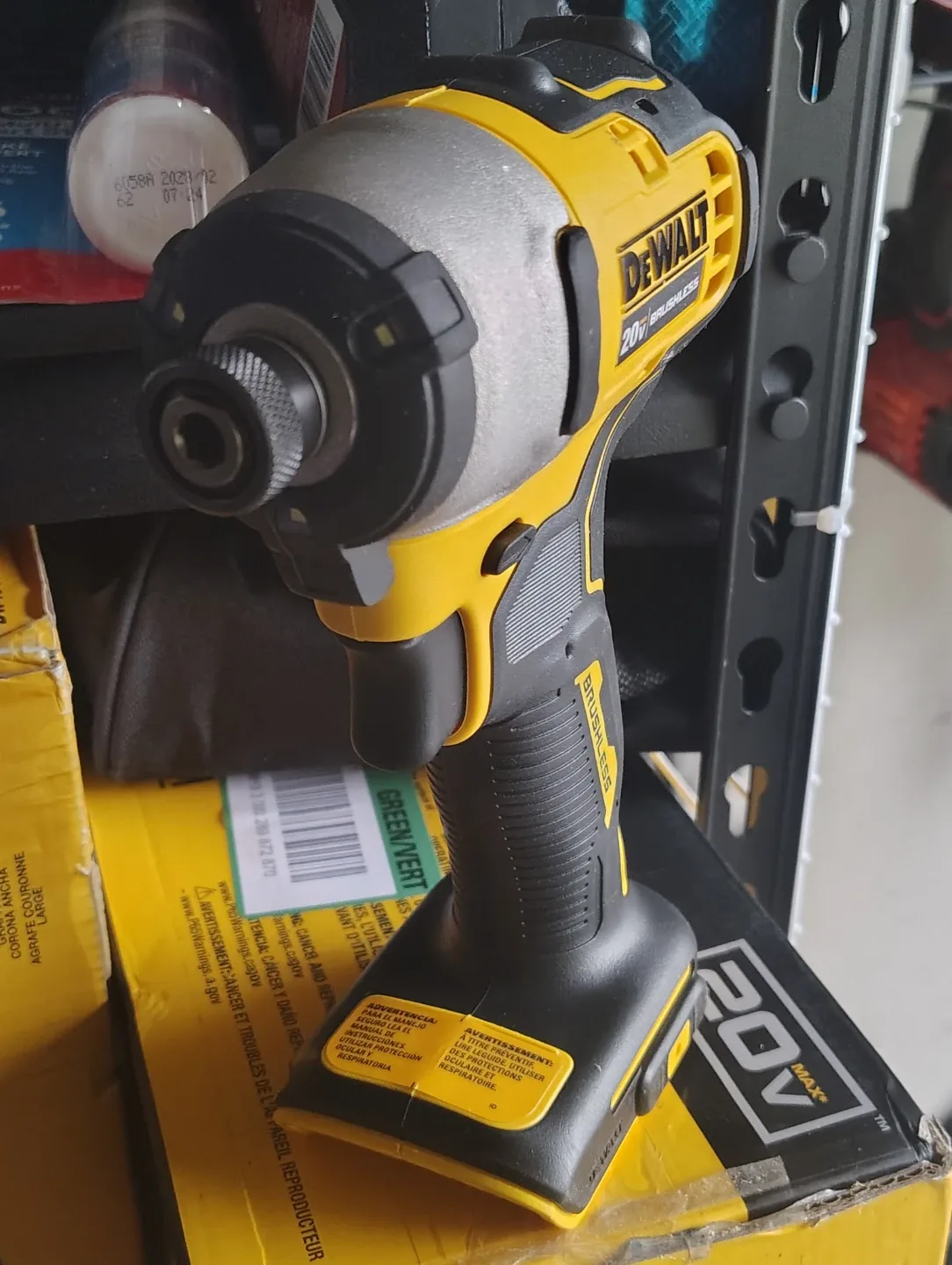 DEWALT 20V MAX Brushless Cordless Impact Driver DCF809 - photo 2