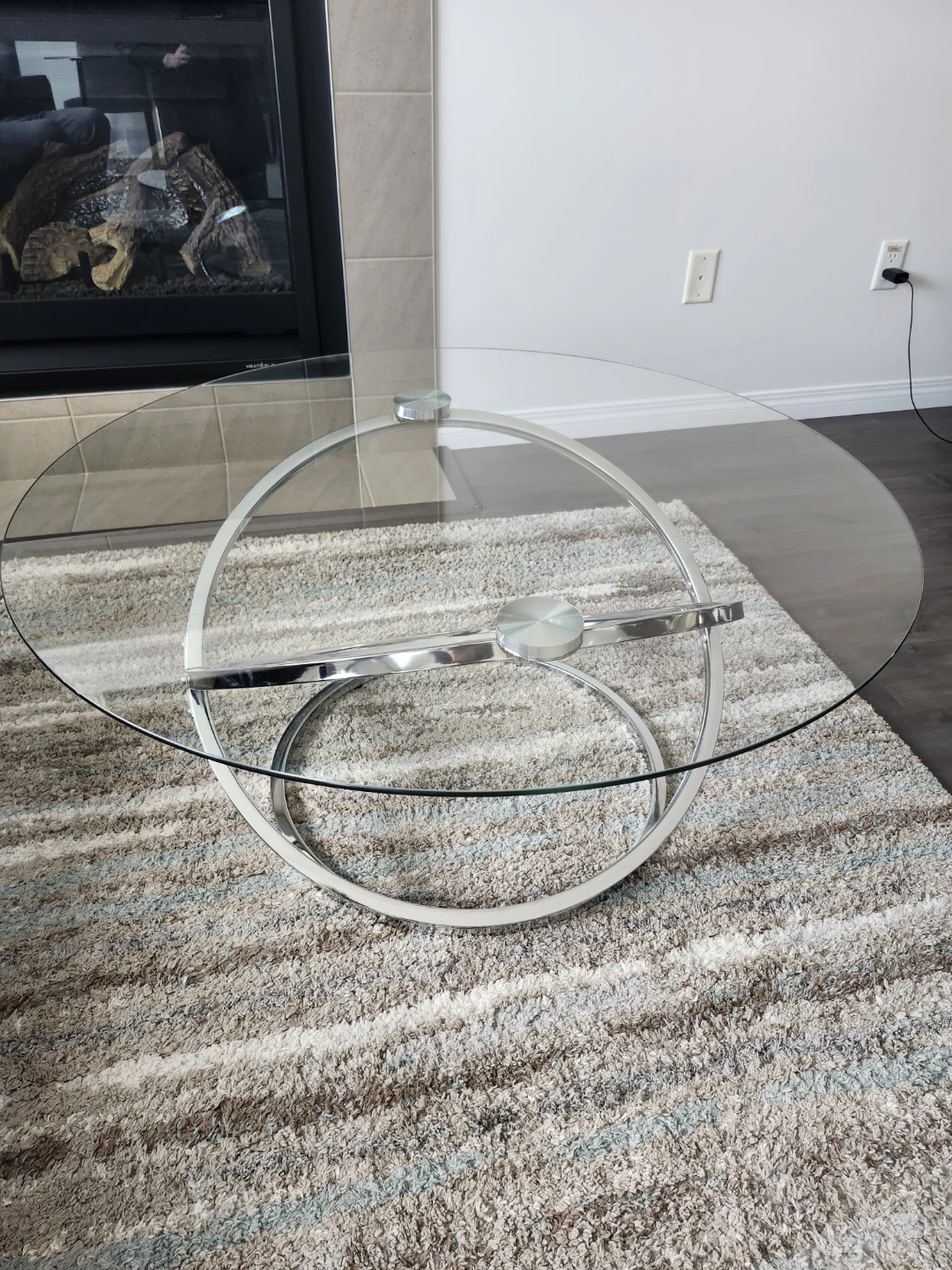 Dining room set and 3 piece living room table set - photo 3