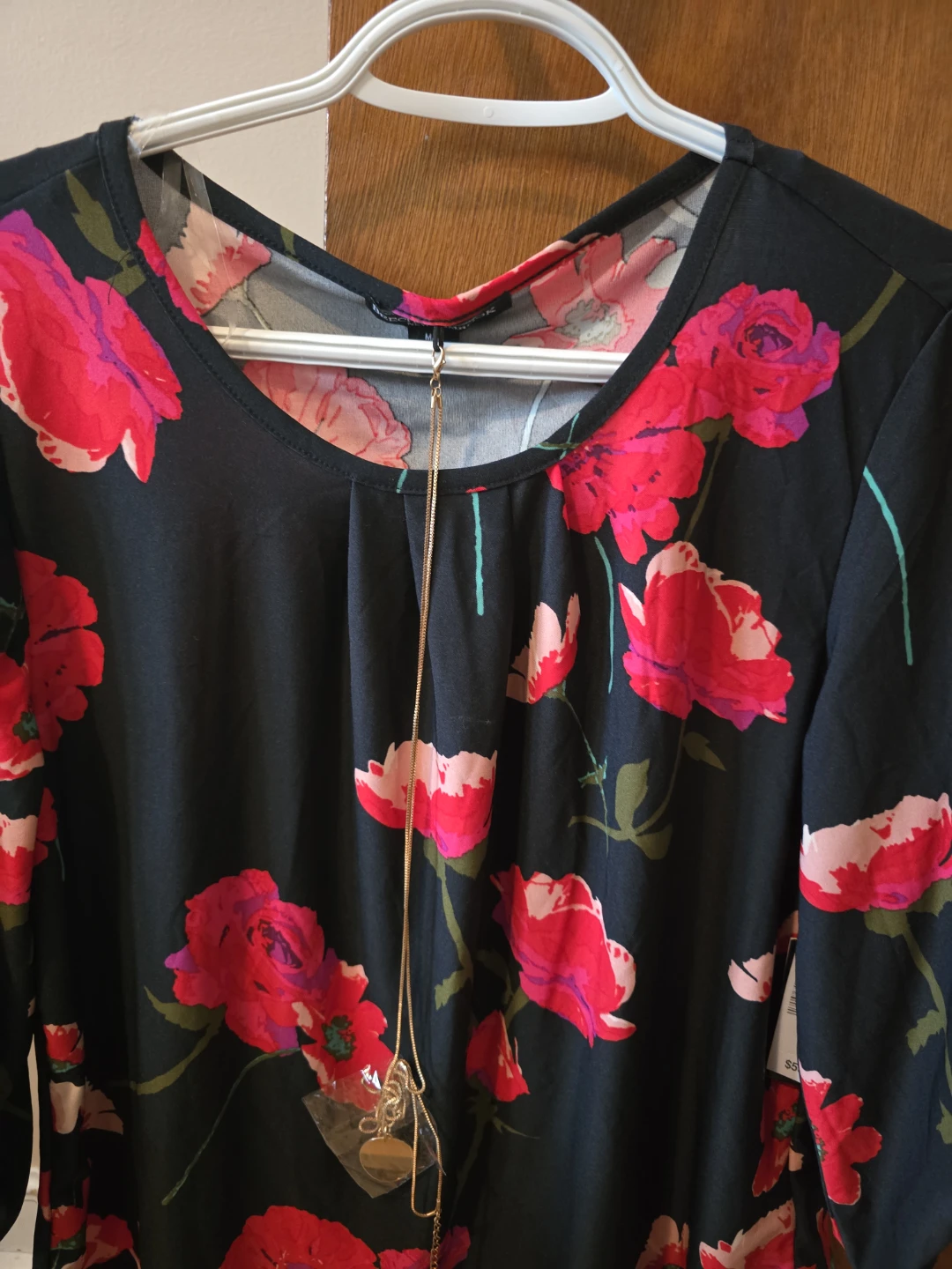 Women Shirt Medium Red and Black - photo 2