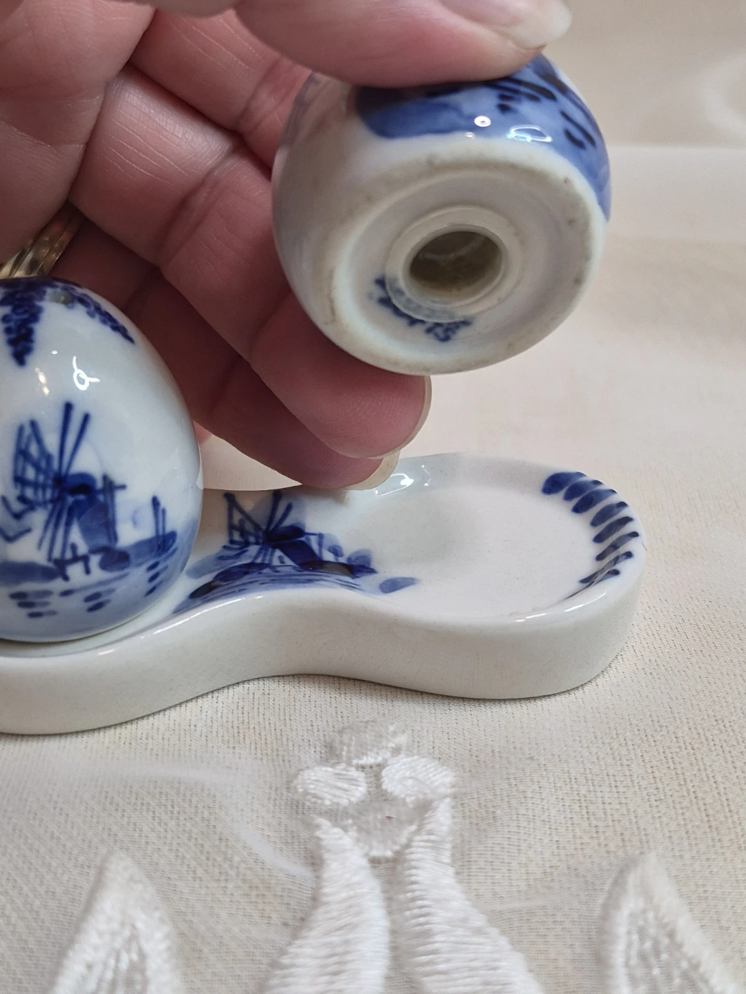 Vintage Little Holland Ceramic Delft Salt & Pepper Set - photo 2
