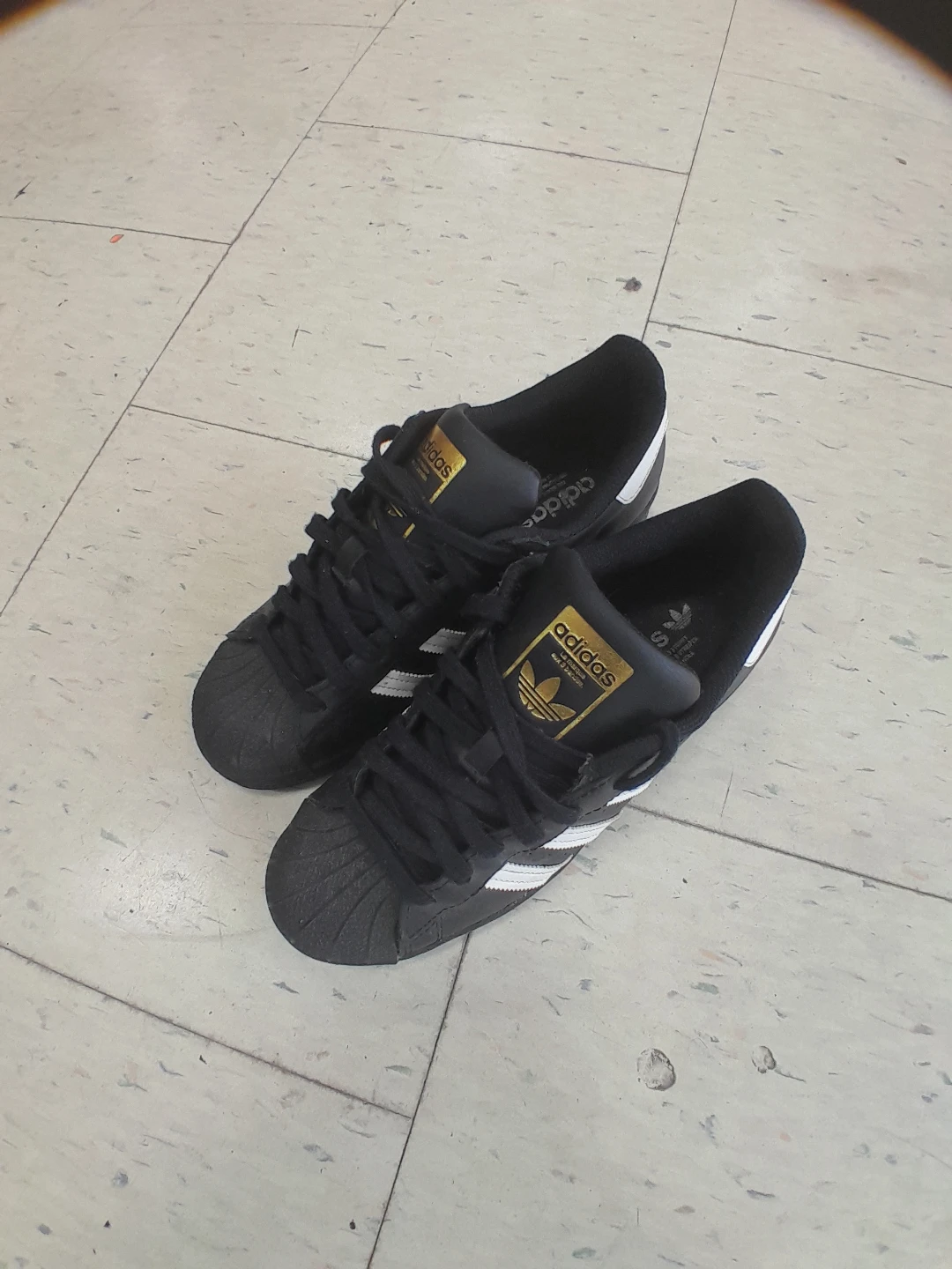 Adidas Superstar Shoes - Black/White Men's Size 7 - photo 5