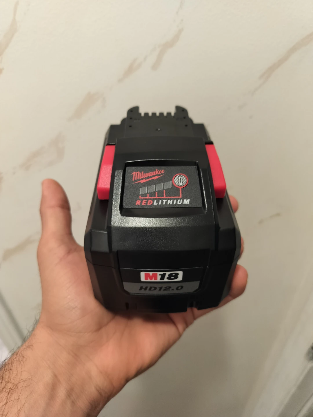 Milwaukee M18 REDLITHIUM HIGH OUTPUT HD12.0 Battery - photo 2