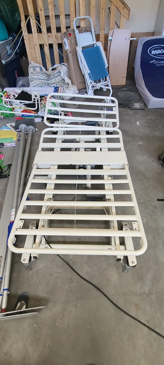 Medical bed and equipment - photo 5