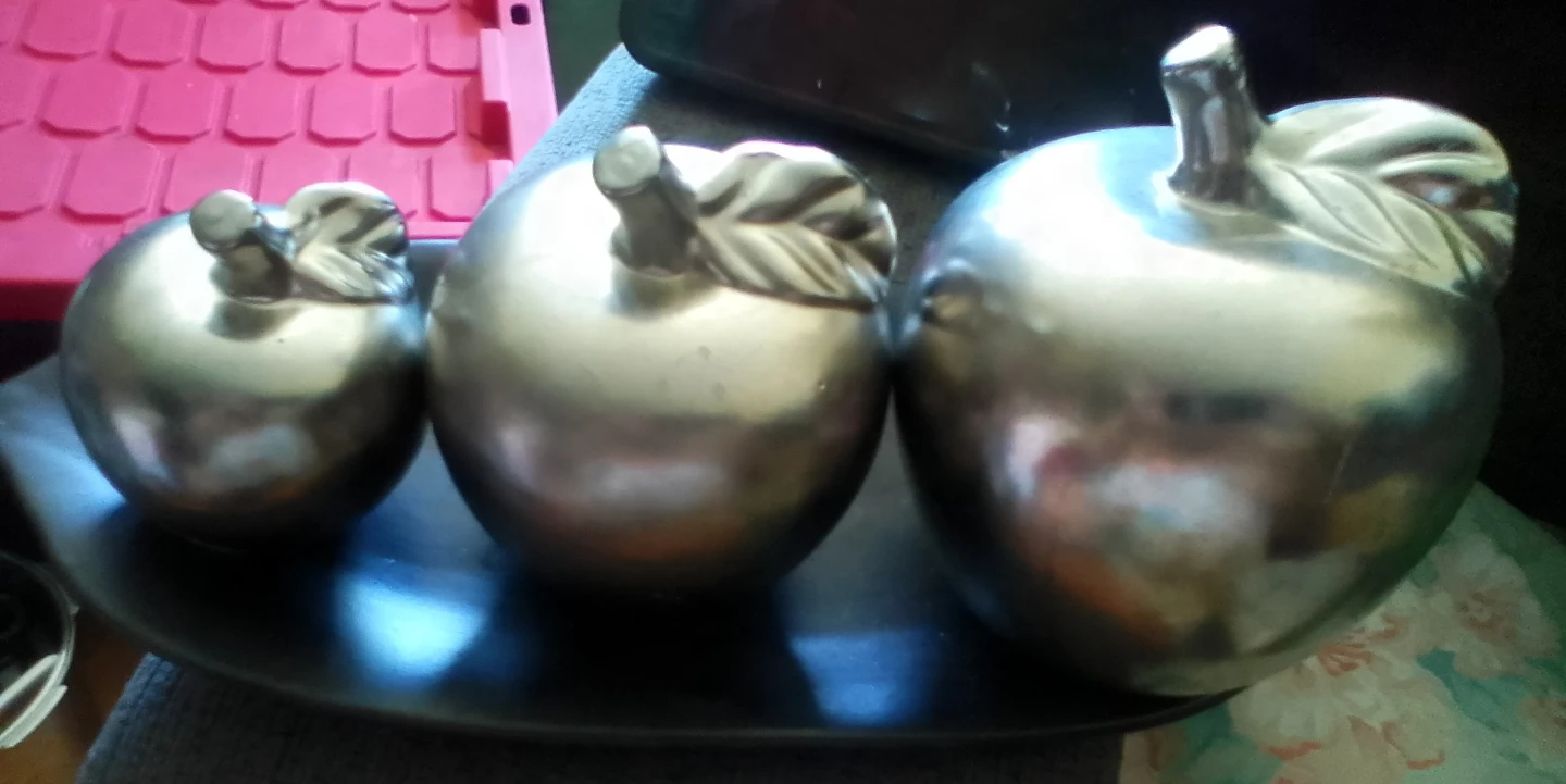Set of 3 Decorative Ceramic Metalic Apples