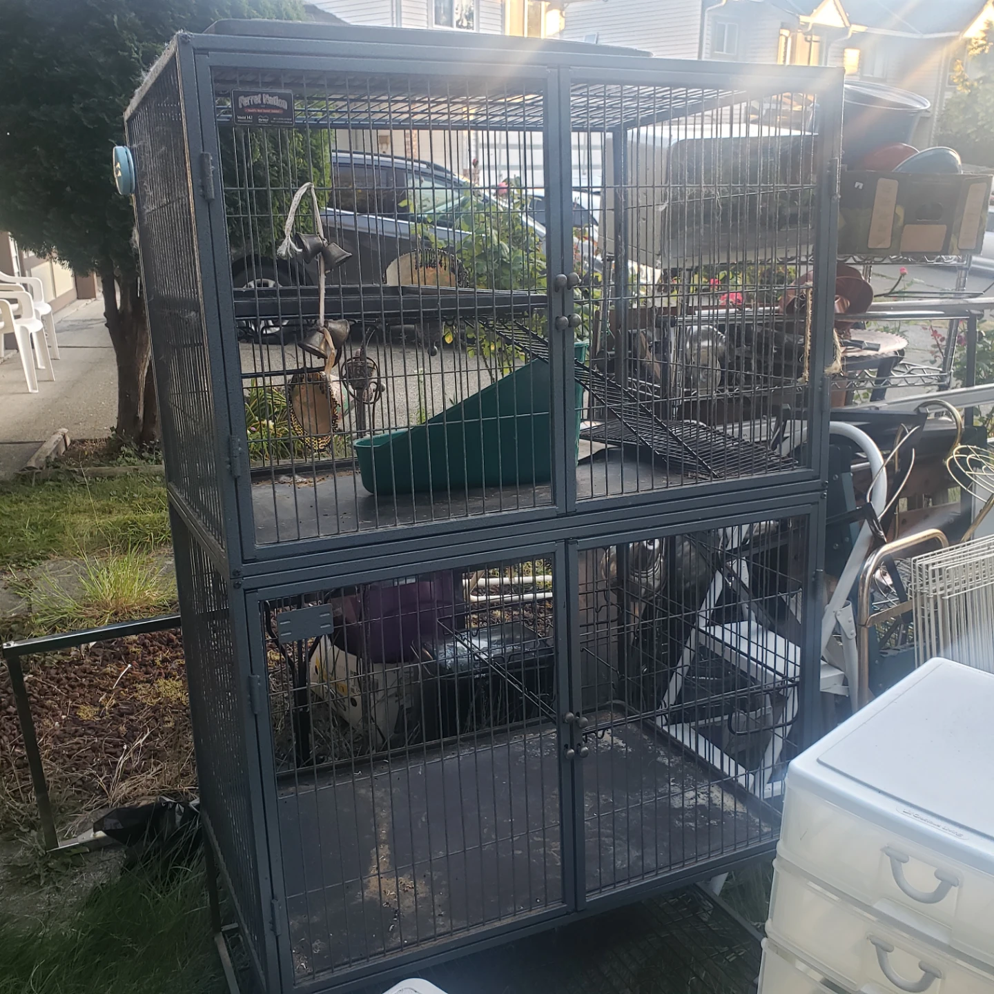 Animals cage
