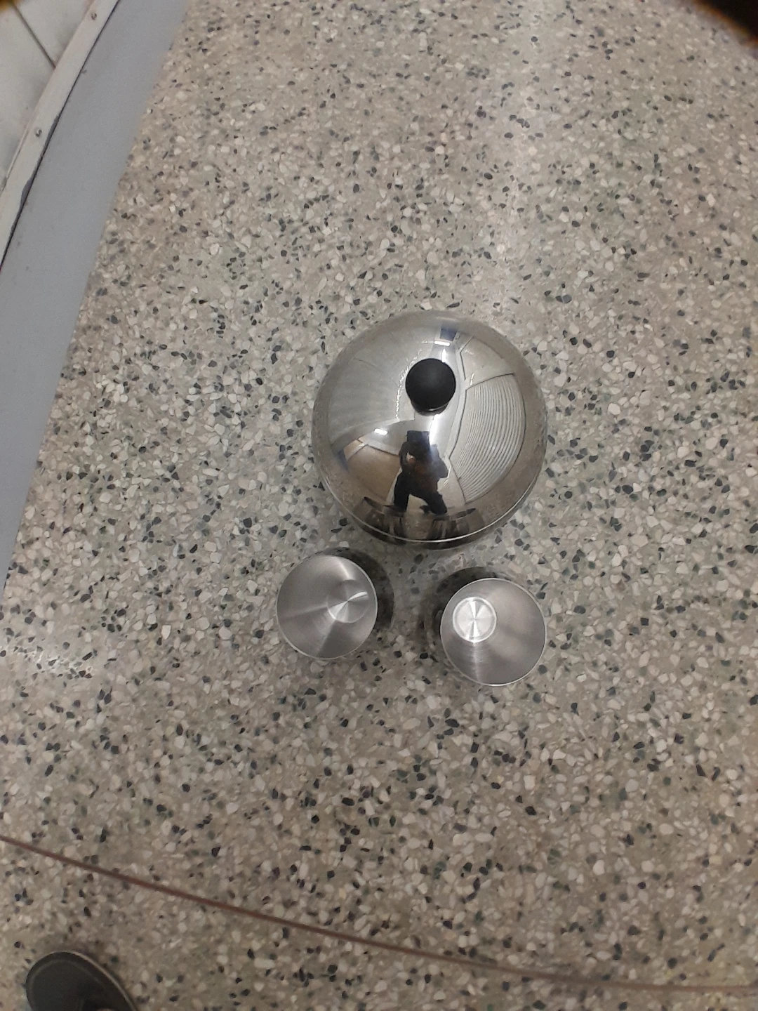 Stainless Steel Ice Bucket with Lid and Two Cups - photo 3