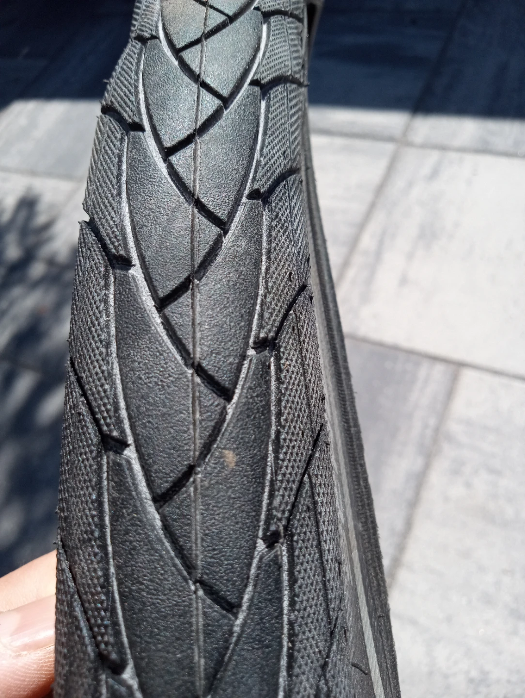 26 x 2.00 (559-50) Schwalbe Marathon Plus E-Bike Tire - photo 3
