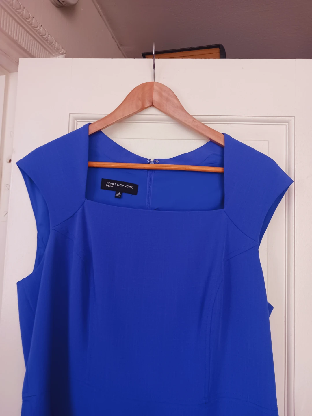 JONES NEW YORK Elegant Cocktail Dress w/Cap Sleeve & Square Neck - photo 4