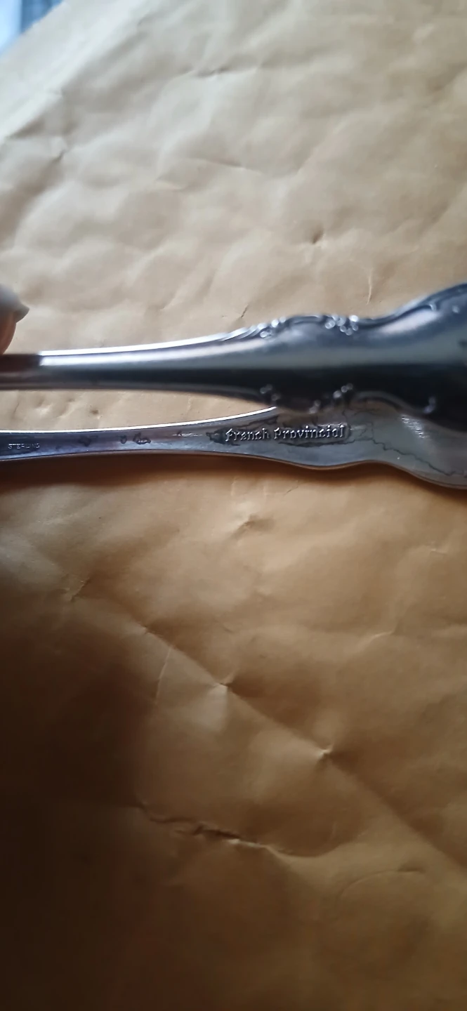 TOWLE Sterling Silver French Provincial Sugar Tongs - photo 3