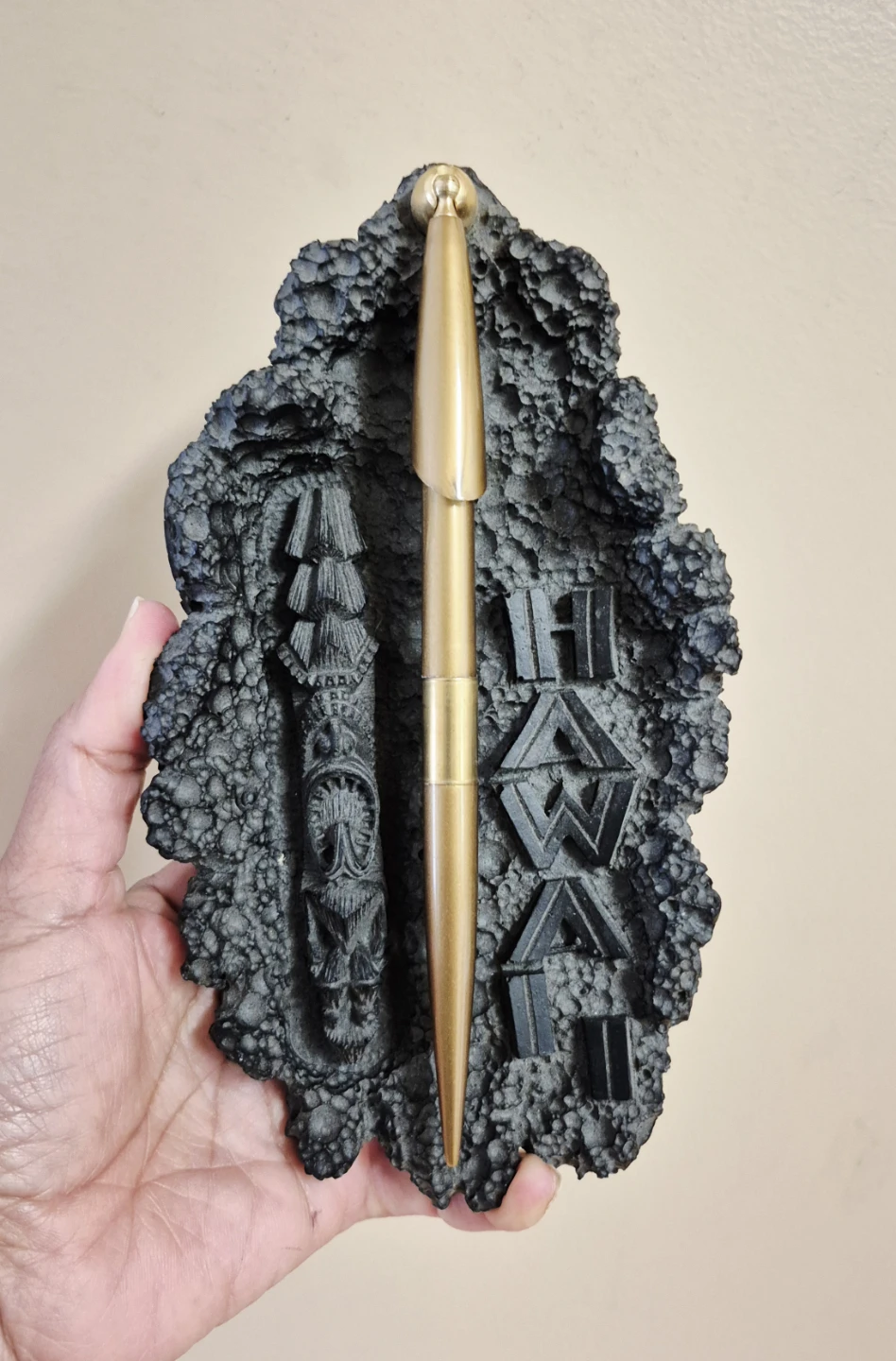 Vintage Lono God of Peace Desk Set with Golden Pen
