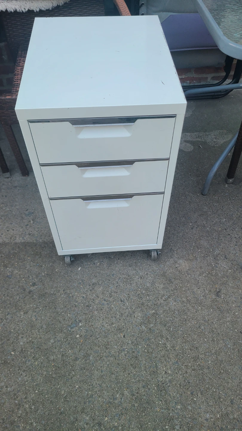 White 3-Drawer Rolling File Cabinet