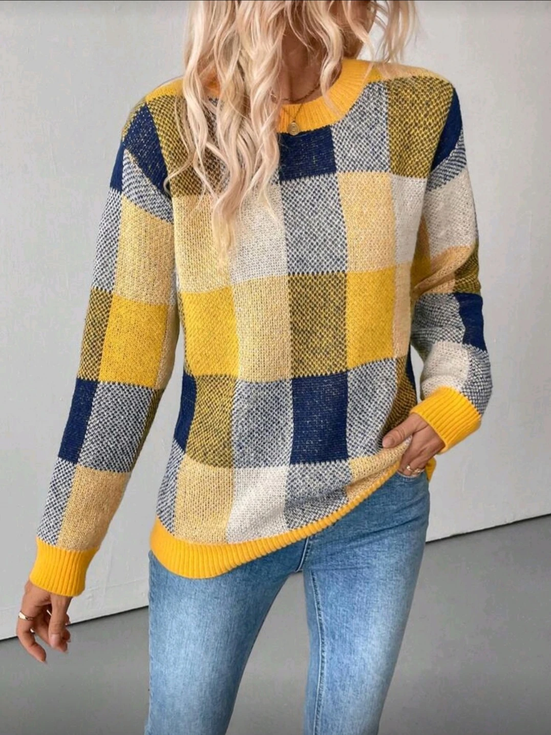 Women's Plaid Sweater