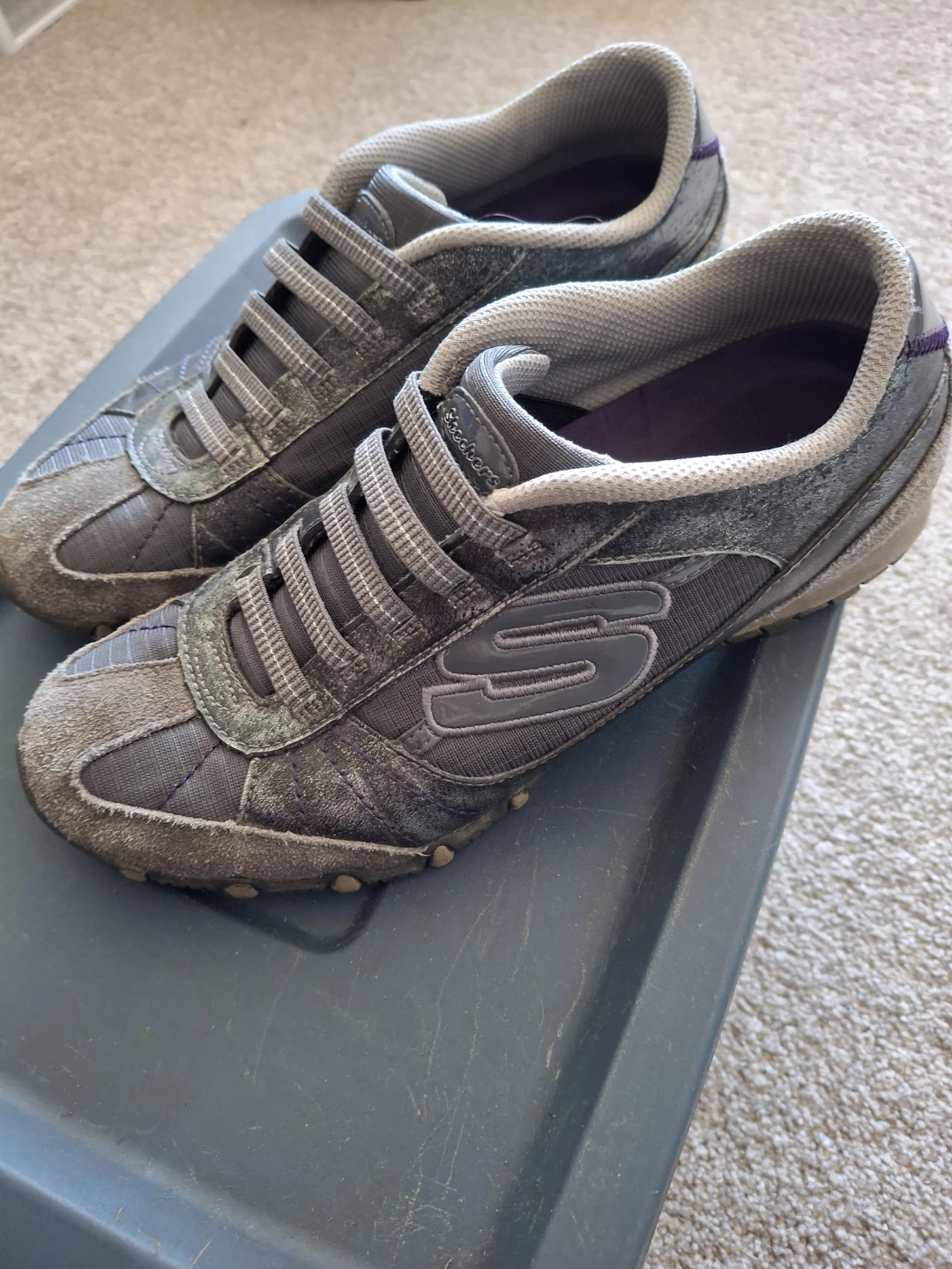 Skechers Women's Grey Sneakers