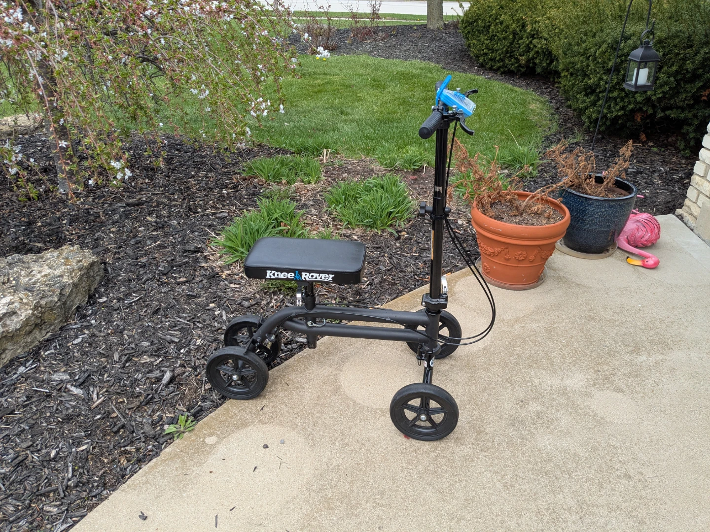 Knee Rover Steerable Knee Scooter - photo 2
