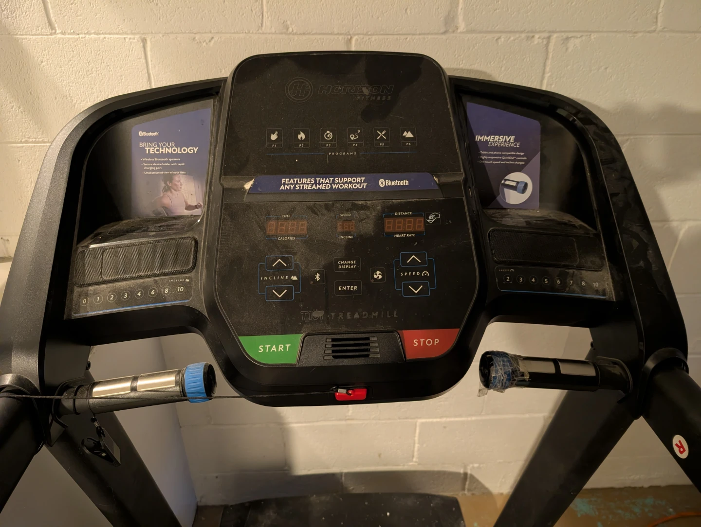 Horizon Fitness T101 Treadmill - photo 2