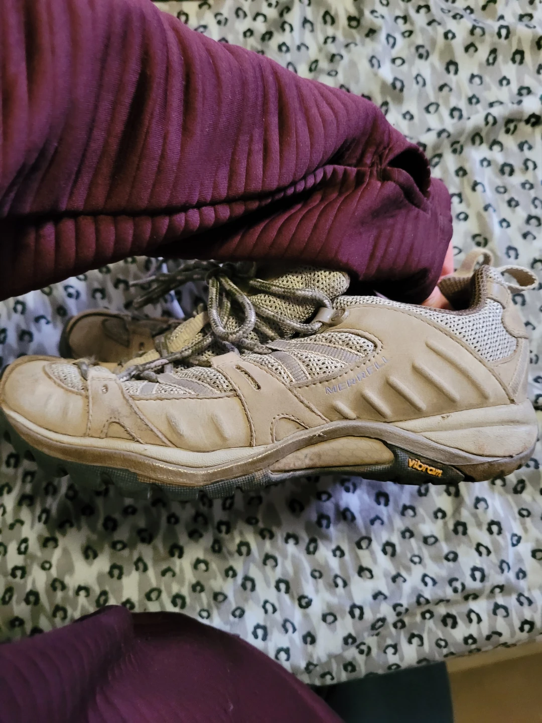 Womens Merrell Hiking Shoes size 7 - photo 2