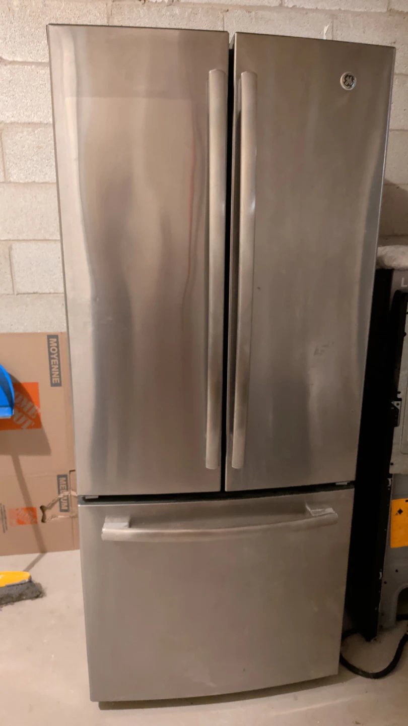 GE French Door Refrigerator 30 Inch Width - photo 3