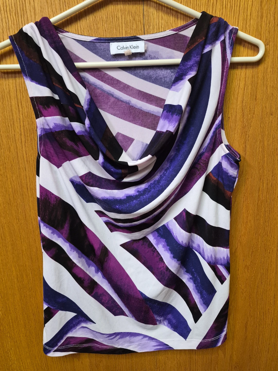 Ladies Dresses,Tshirts,Sweaters,Capris - photo 5