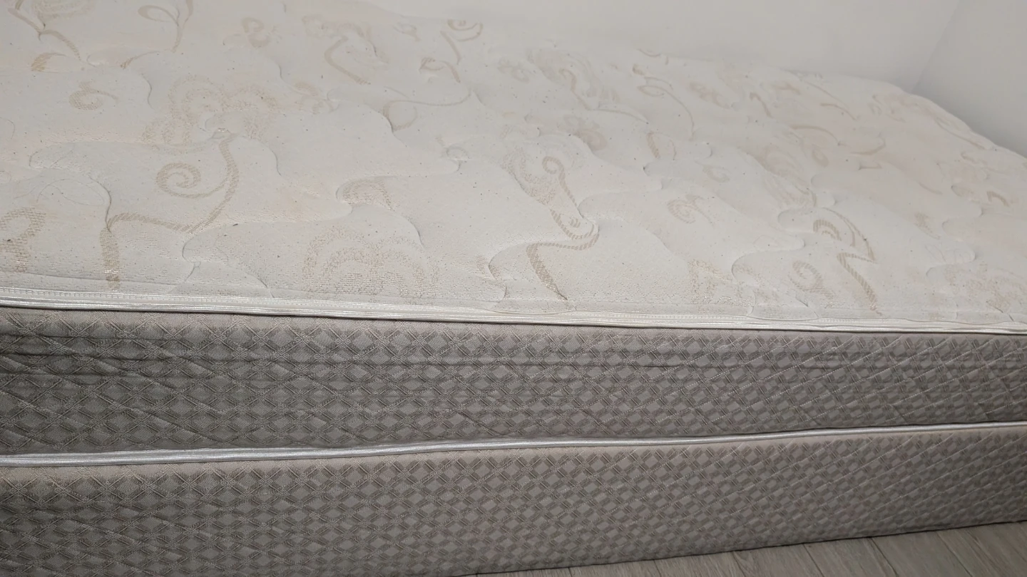 Single Mattress with Box Spring - photo 3