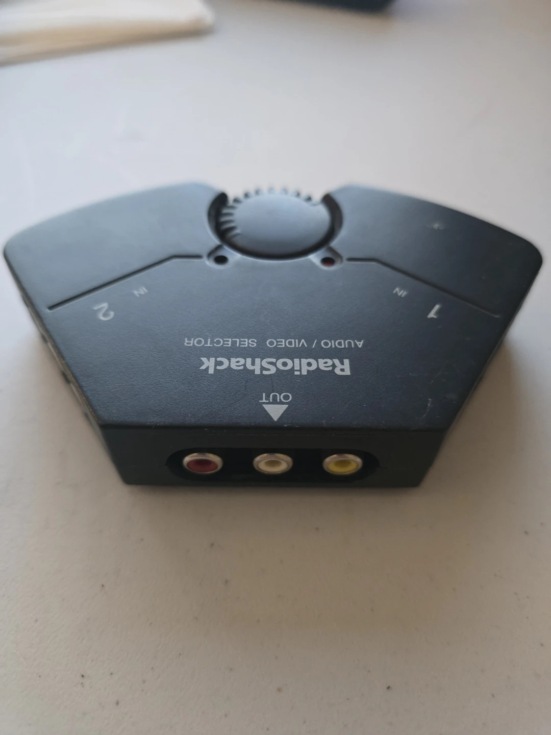 RadioShack 2-Way Stereo Audio/Video Selector - photo 2