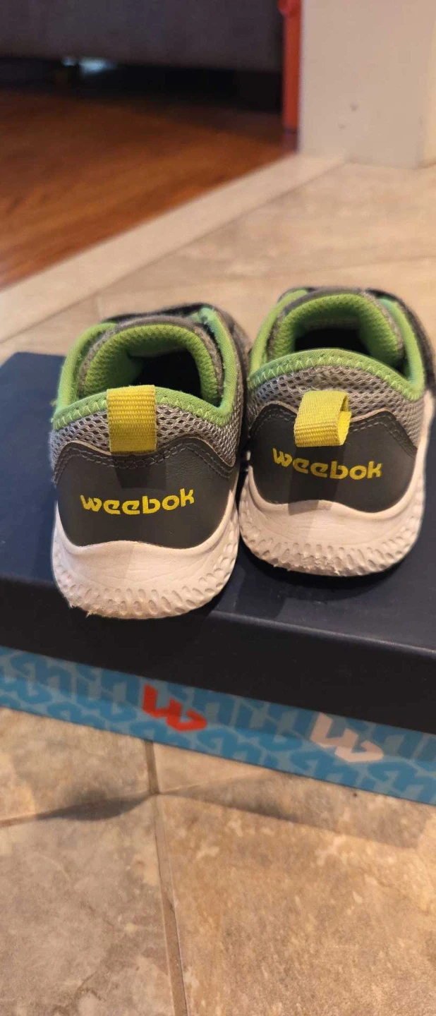 Reebok Grey & Lime Velcro Shoes sz 24.5 - photo 2