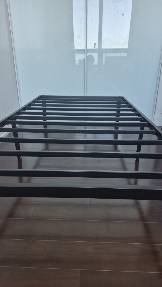 Metal Bed Frame - photo 2