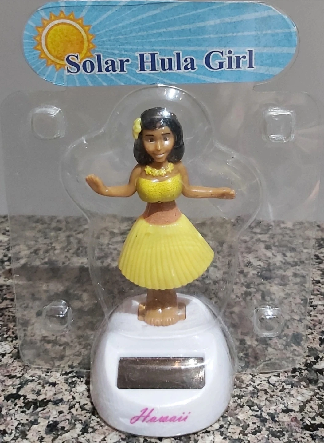 ⚽ Solar Hula Girl Dashboard Decoration