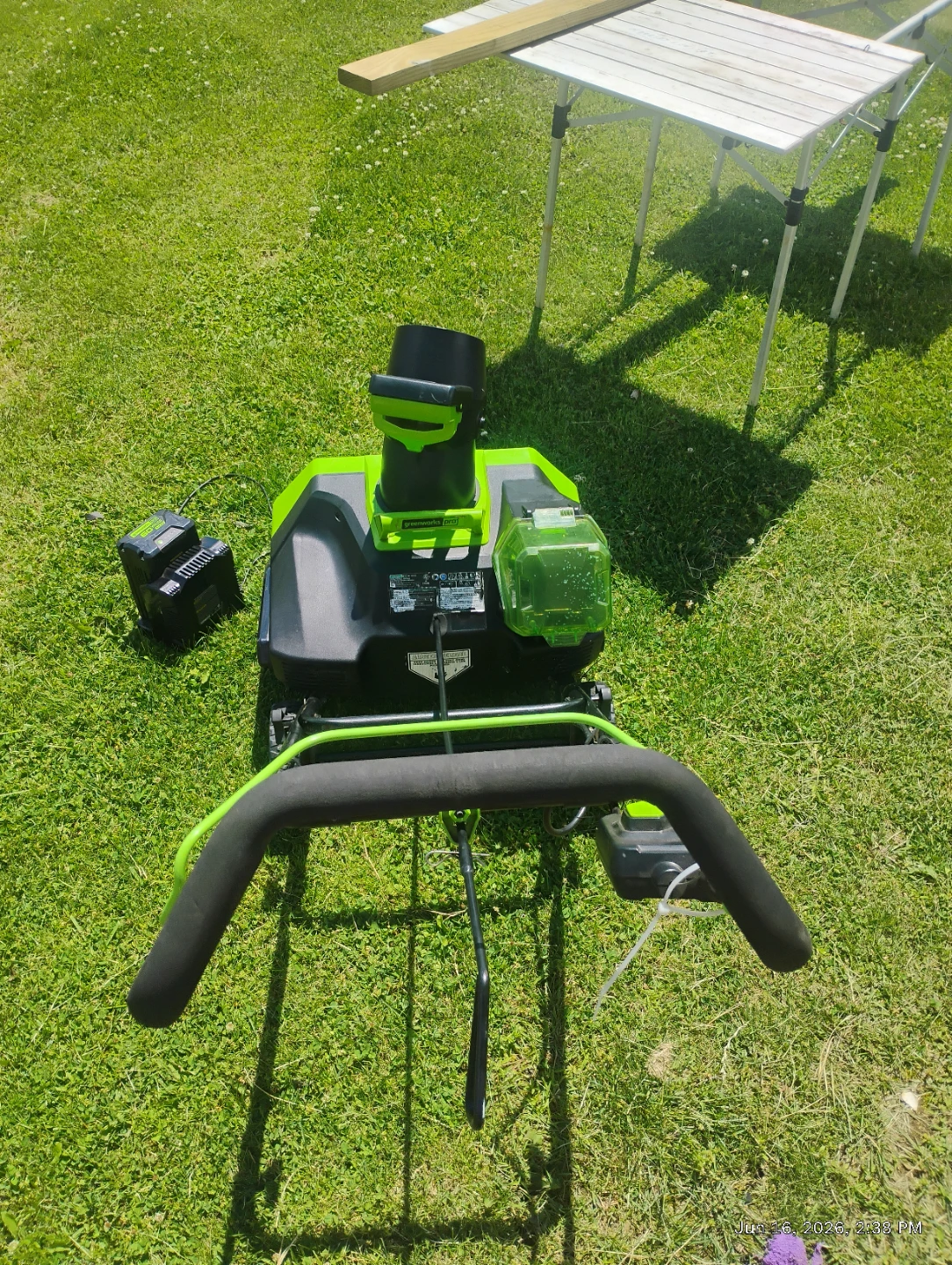 Greenworks 20" Cordless Snow Blower - photo 3