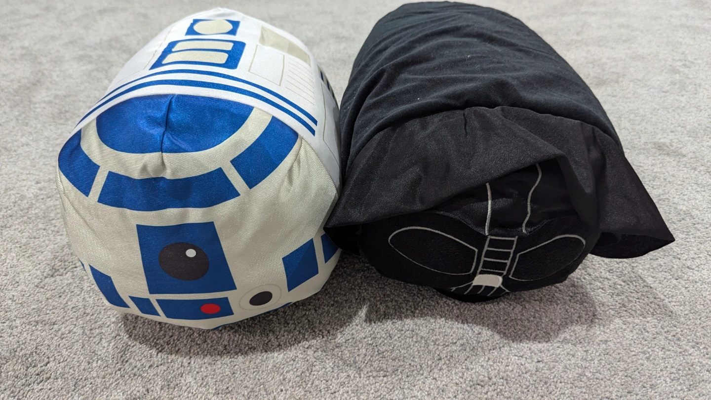 R2D2 and Darth Vader tsum tsum net Disney