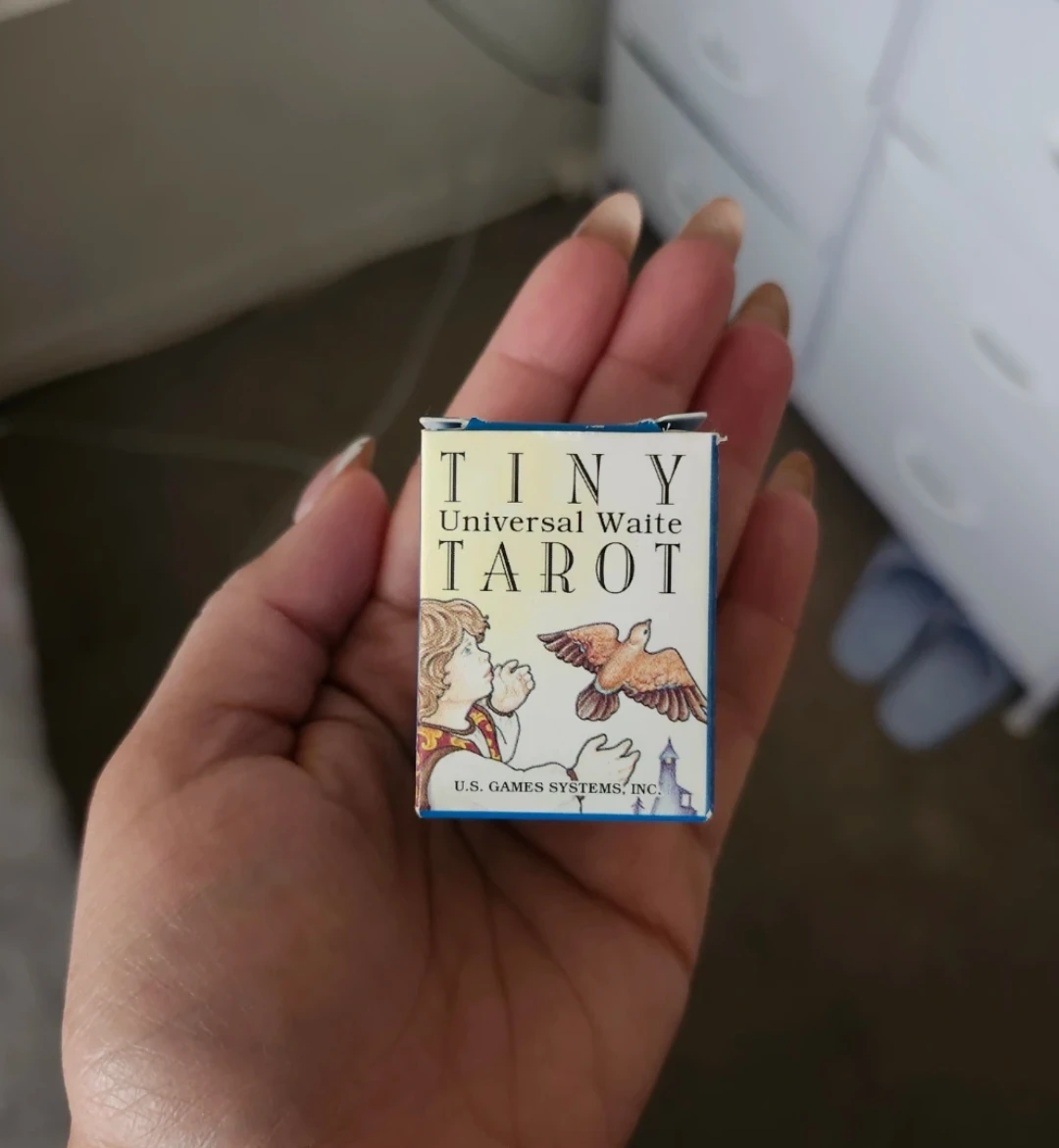 Tiny Universal Waite Tarot Deck