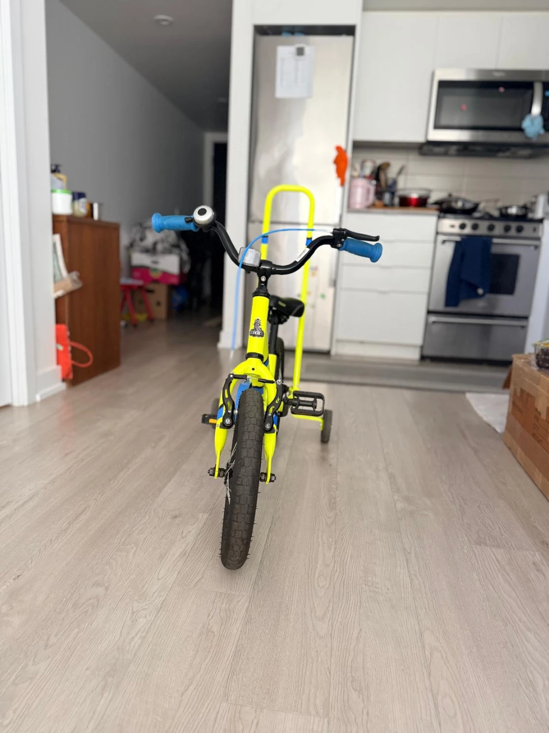 Raleigh Kids Bike with Training Wheels - photo 2