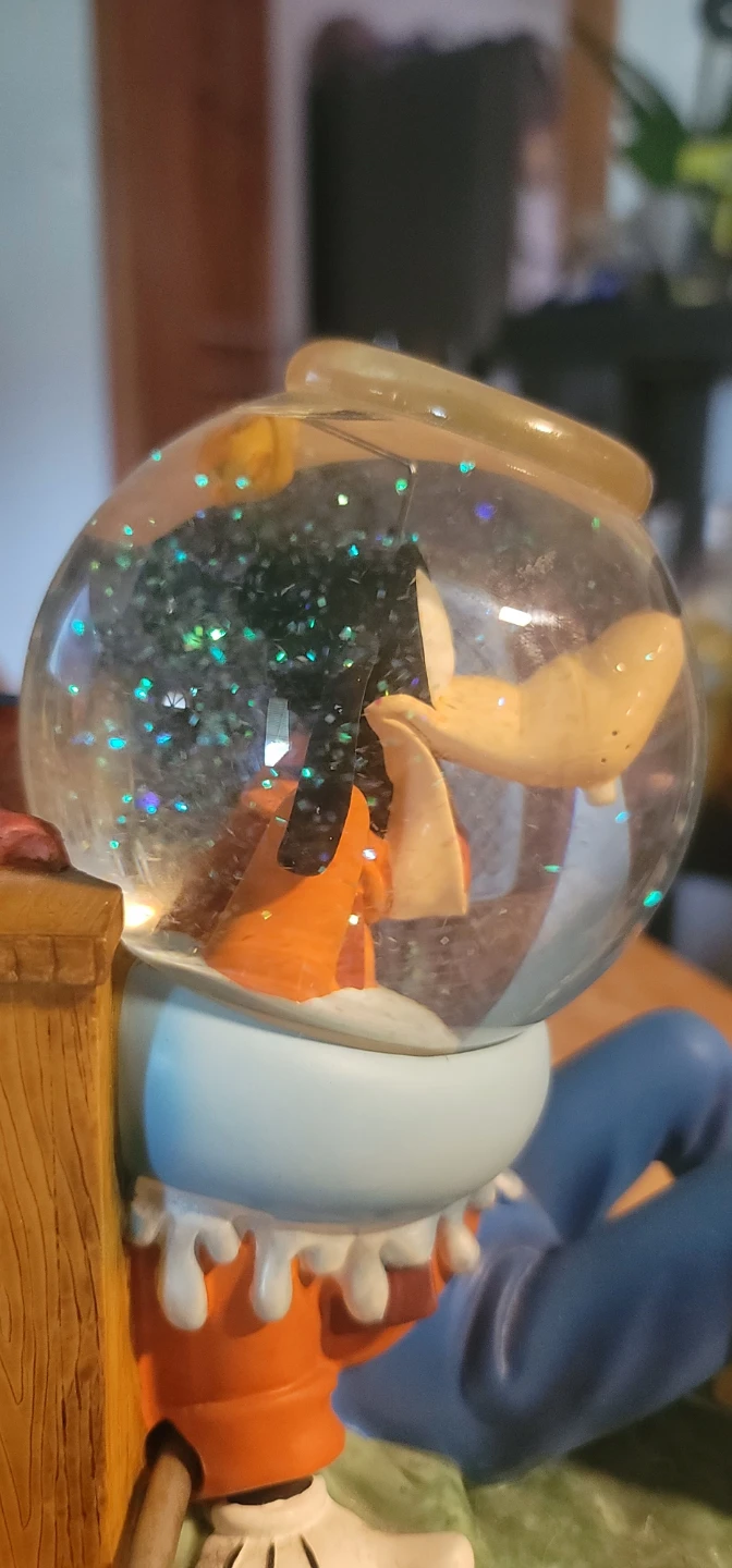 Disney Goofy Musical Snow Globe – Retired – 7" Tall - photo 5