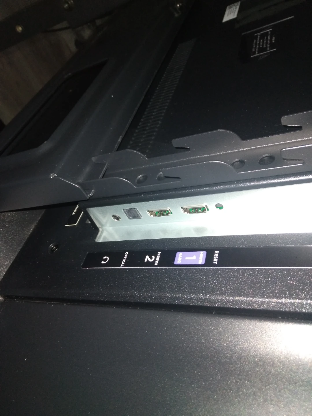 50" Roku and stand! - photo 3