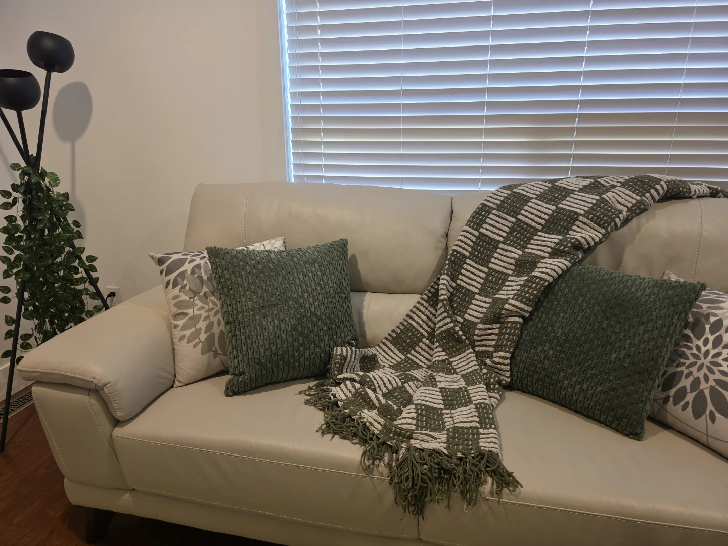 Leather Sofa 3 Seater Beige Color - photo 3