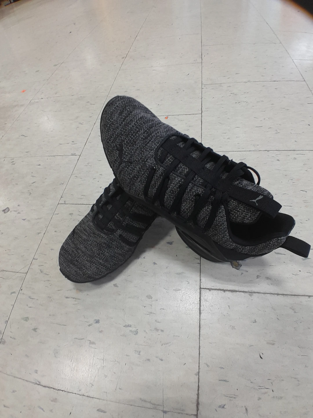 Puma Men's Running Shoes Size 8.5 - photo 4