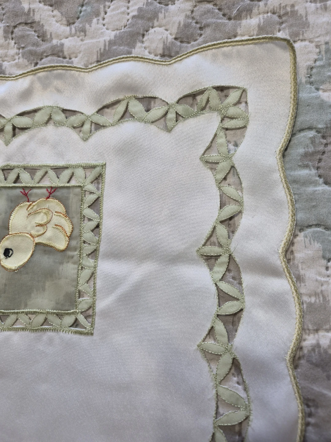 Beautiful 20 x 14" Embroidered Table Decor - photo 3