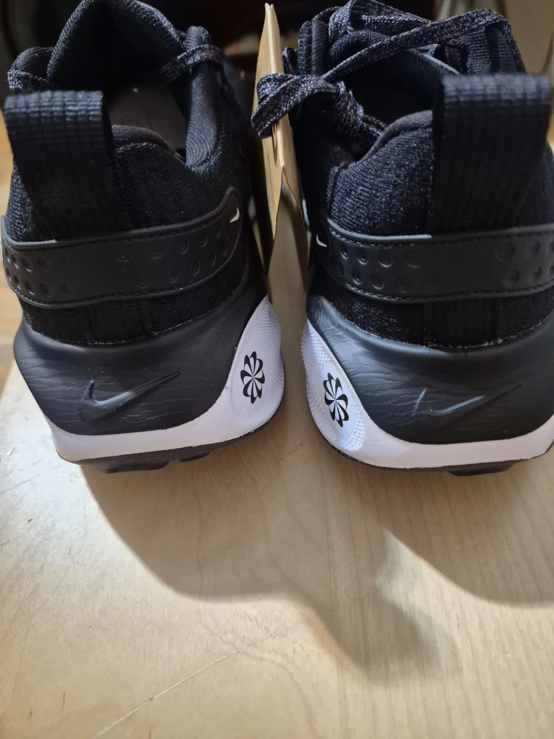 BNIB)Nike Size 7.5 Reactx Infinity RN 4 Running Shoes - photo 3